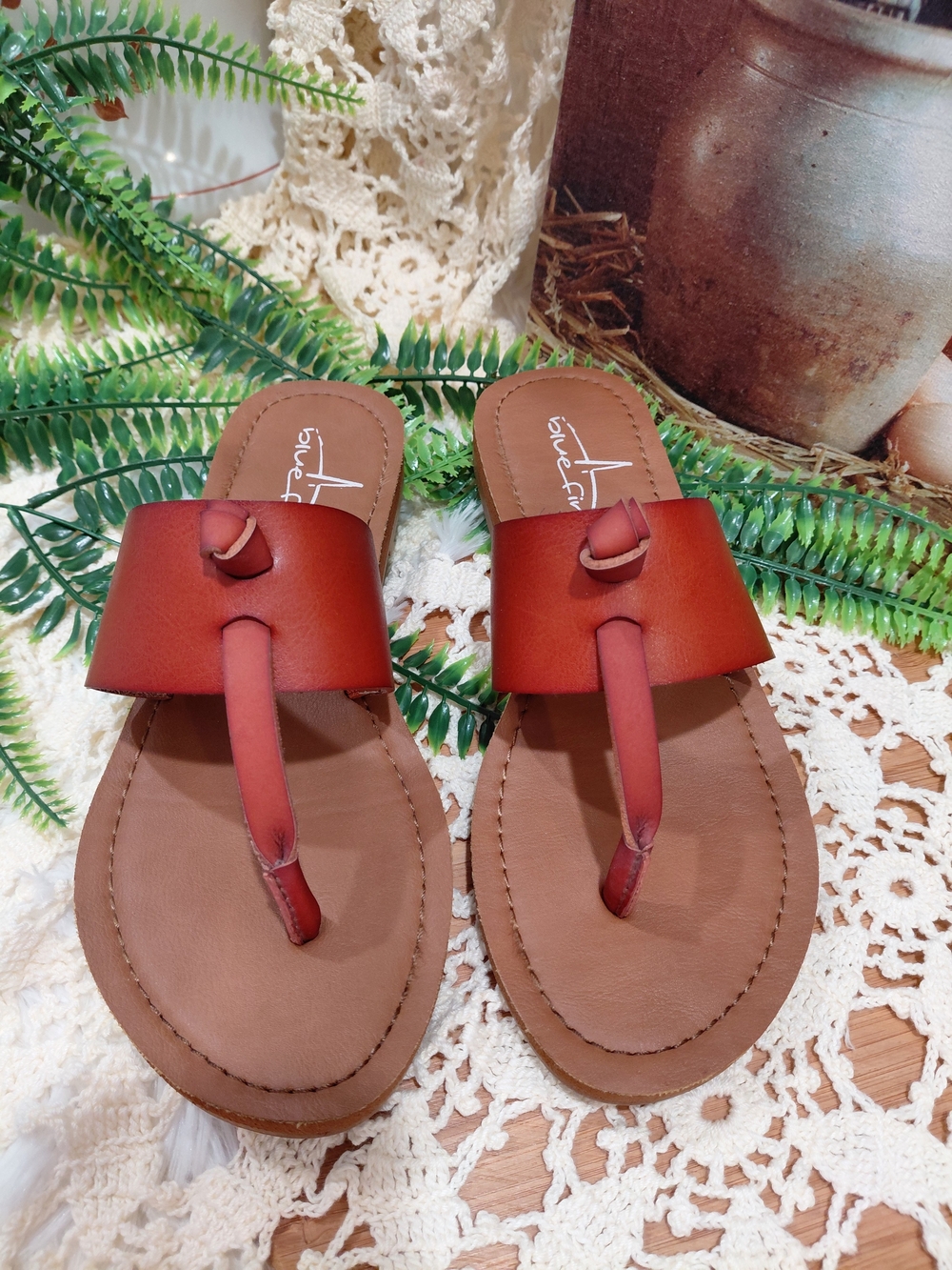 Women’s Red-Brown Leather Toe-Loop Sandals by Blue Fin